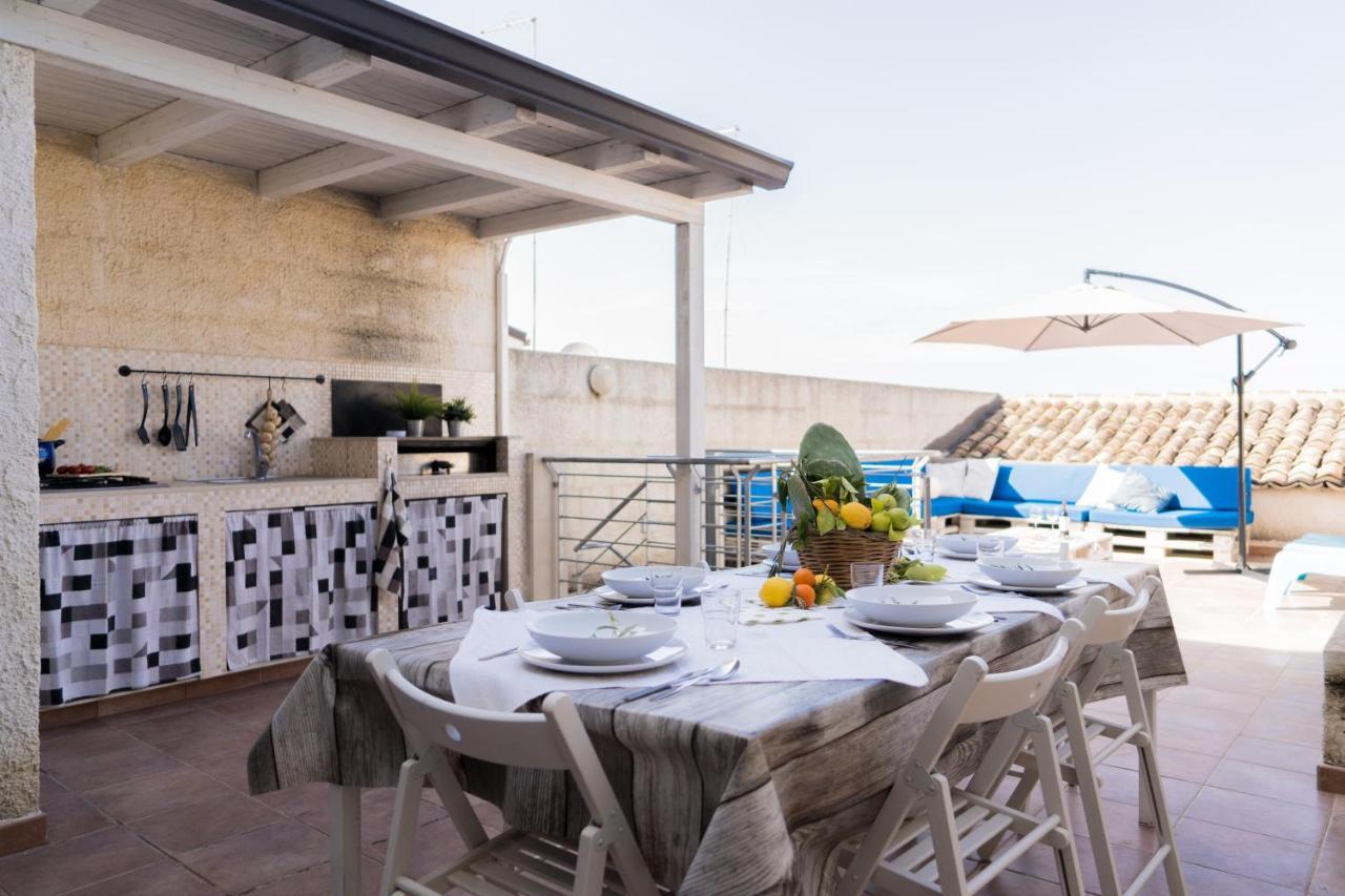 Casa Lina Con Terrazza Villa Canicattini Bagni Екстериор снимка