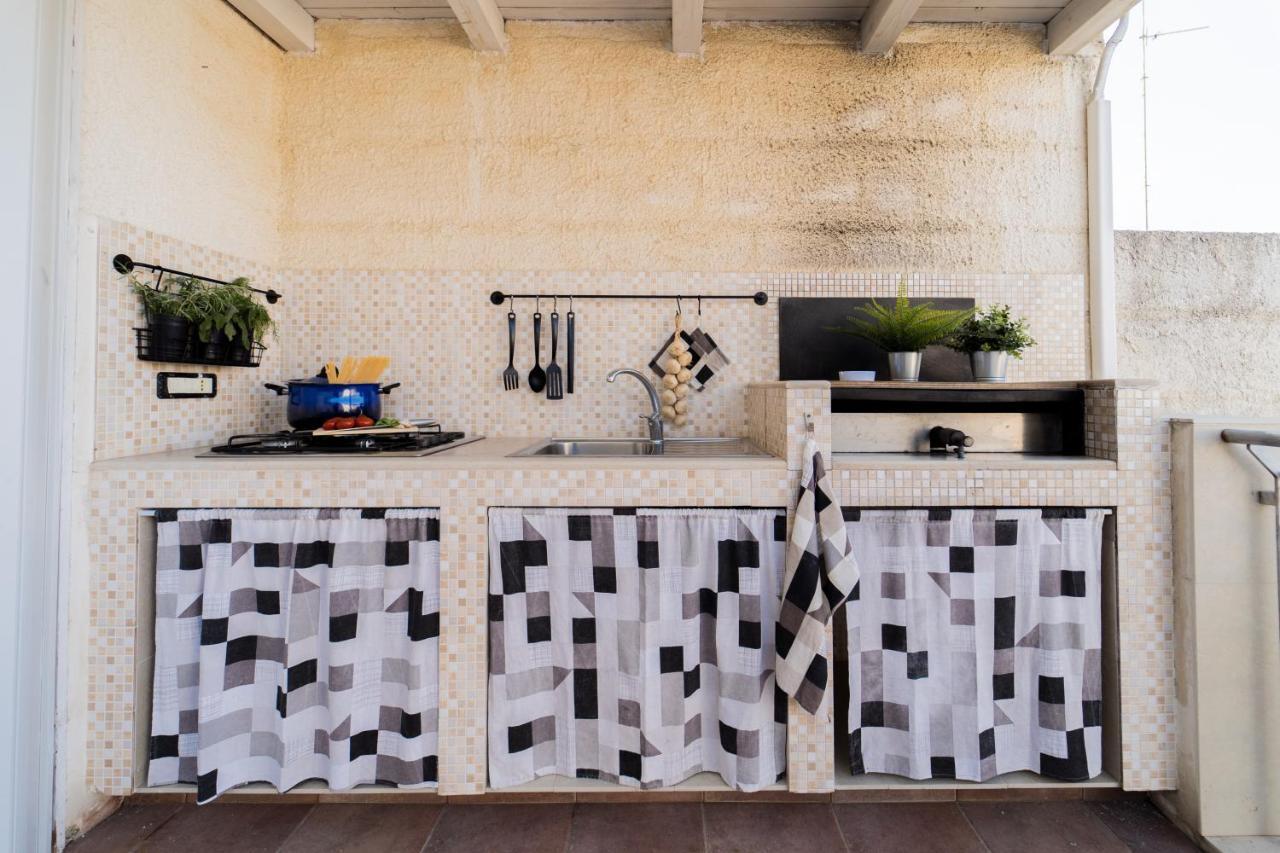 Casa Lina Con Terrazza Villa Canicattini Bagni Екстериор снимка